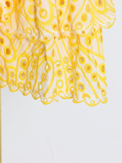 Gracefully Styled Dress for Any Occasion