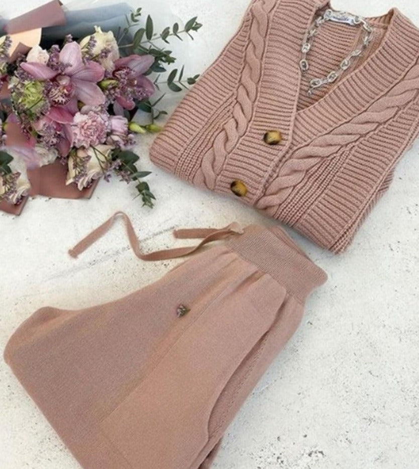 Vintage Inspired Cardigan with a Contemporary Edge