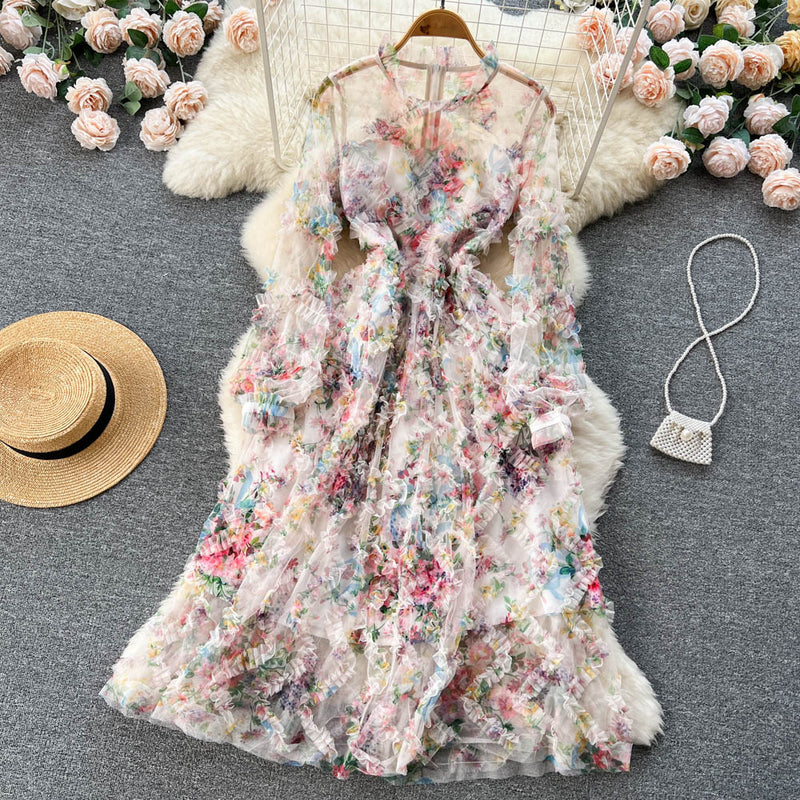 Well Tailored Dress with a Graceful Silhouette