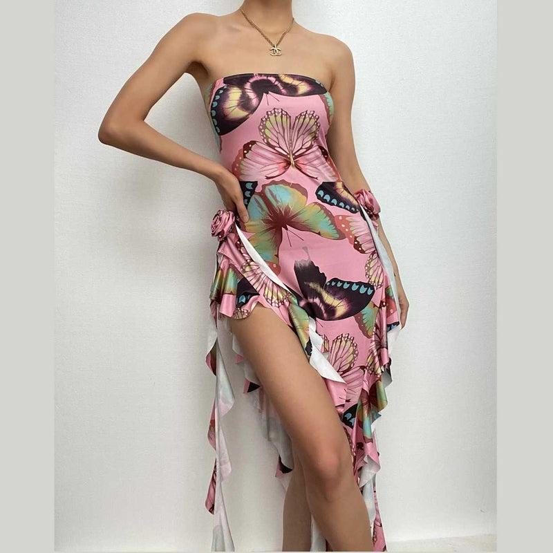 Well Tailored Dress with a Graceful Silhouette