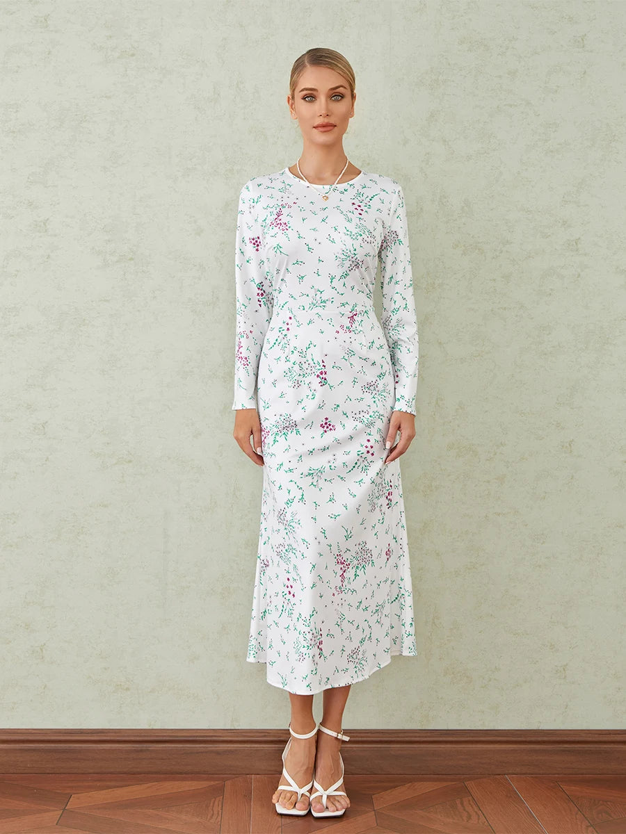 Gracefully Styled Dress for Any Occasion