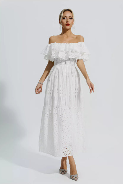 Beautifully Crafted Dress in a Classic Style