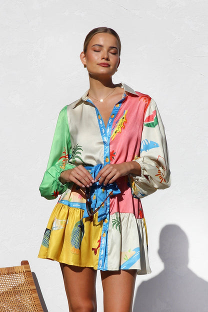 Classic Vintage Dress with a Flattering Fit
