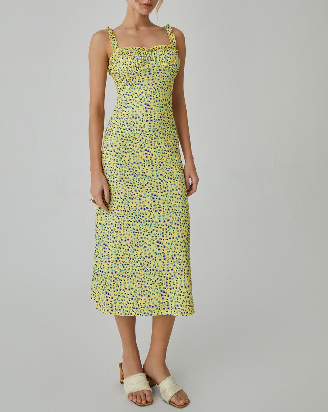 Polished Dress with an Effortless Classic Look