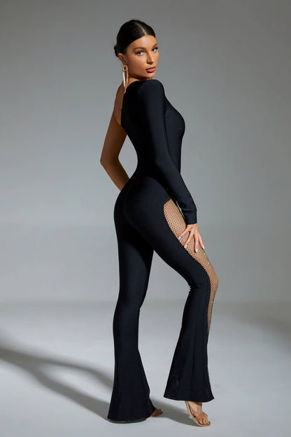 Effortlessly Elegant Garment with a Timeless Design