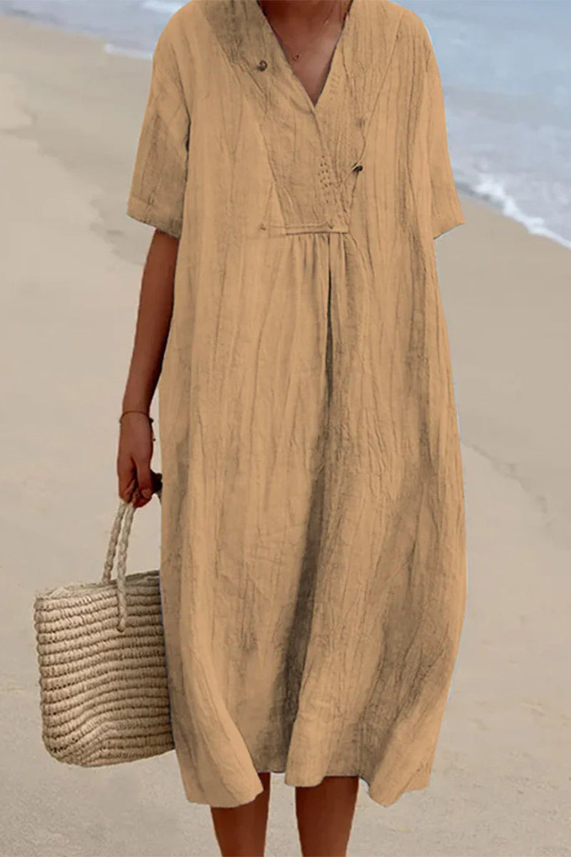 Well Tailored Dress with a Graceful Silhouette
