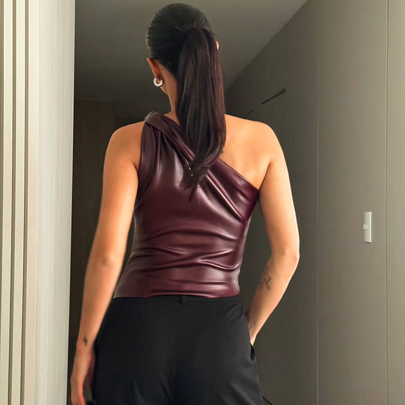 Effortlessly Elegant Top with a Timeless Design