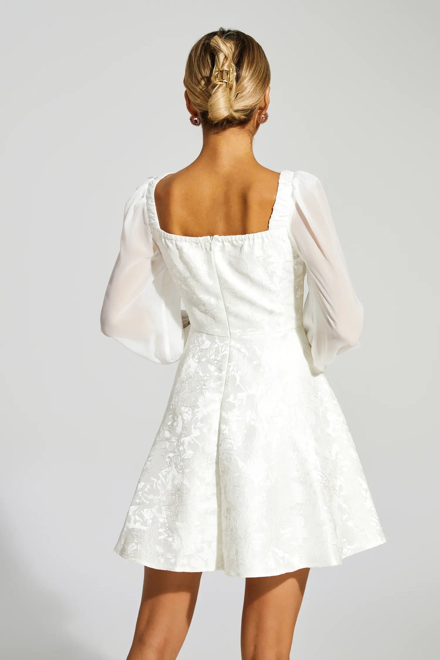 Sophisticated Dress with a Clean Classic Look