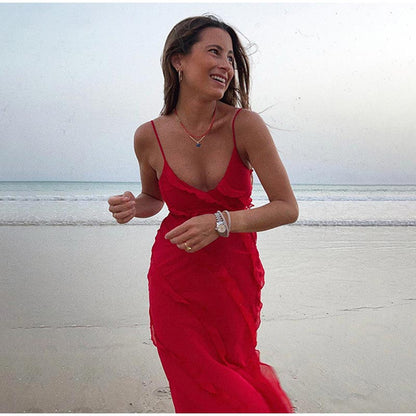 Beautifully Finished Dress in a Timeless Design