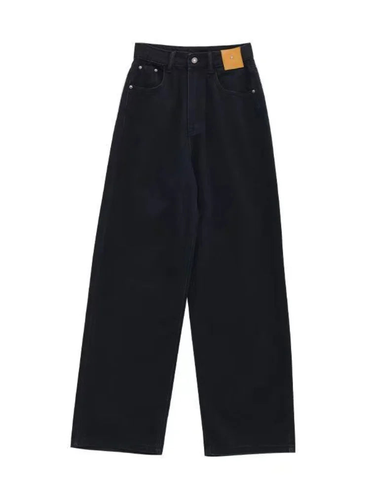 Beautifully Finished Pants in a Timeless Design
