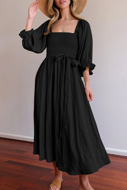 Beautifully Finished Dress in a Timeless Design