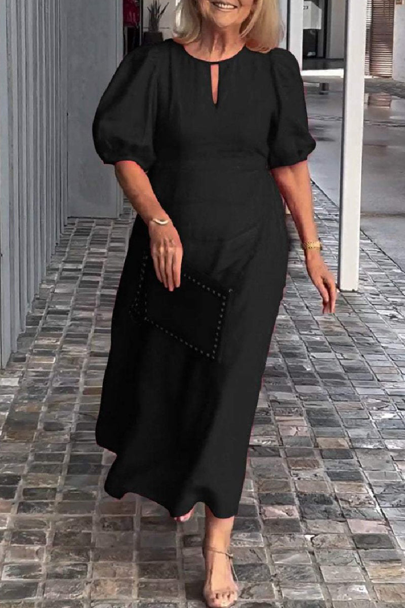 Classic Vintage Dress with a Flattering Fit
