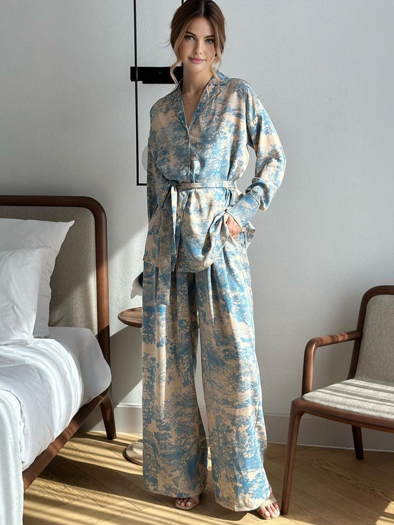 Well Tailored Pants with a Graceful Silhouette