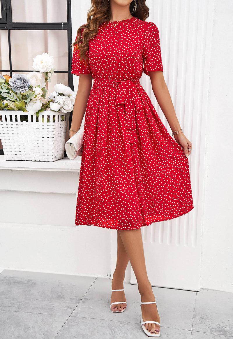 Classic Vintage Dress with a Flattering Fit