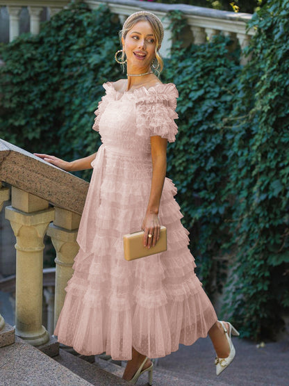 Beautifully Crafted Dress in a Classic Style