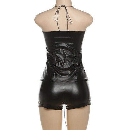 Effortlessly Elegant Garment with a Timeless Design