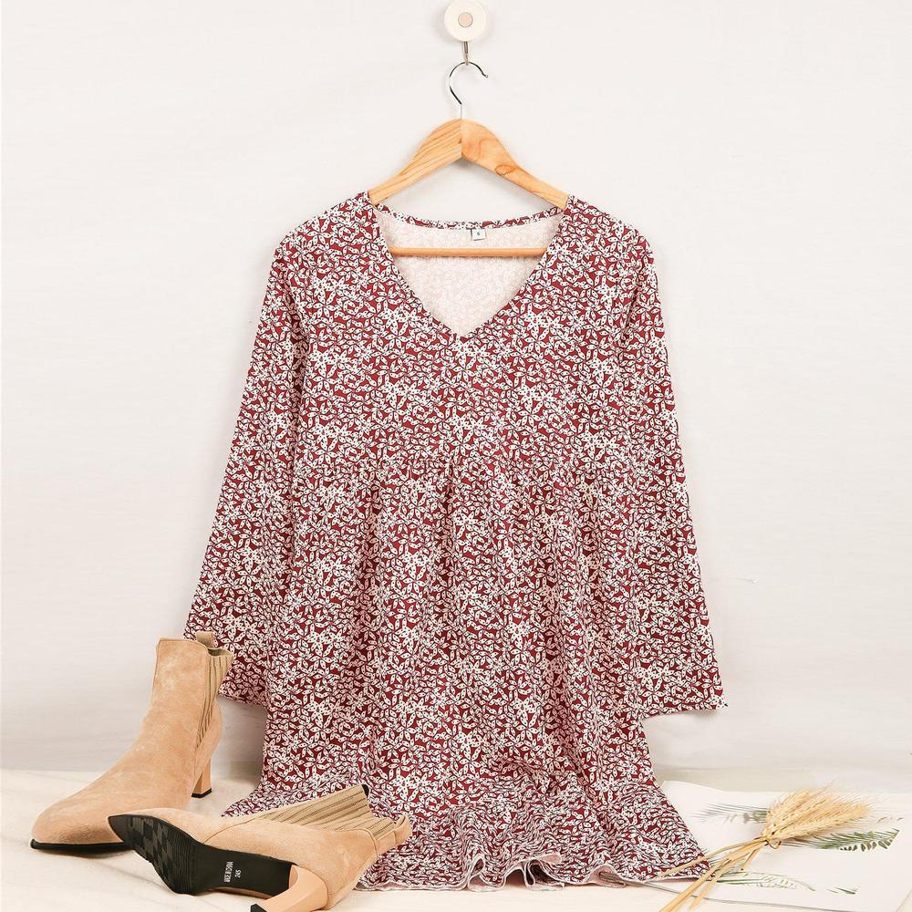 Classic Vintage Dress with a Flattering Fit