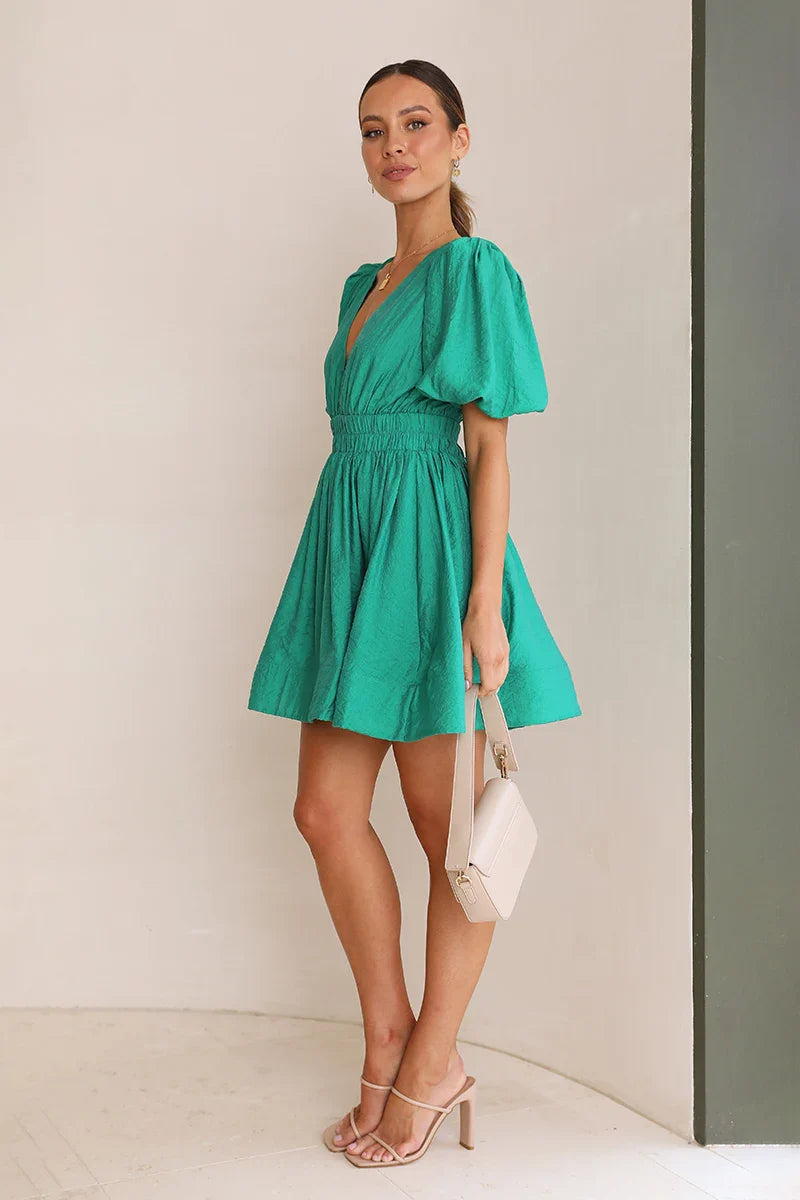 Classic Vintage & Enduringly Stylish Dress