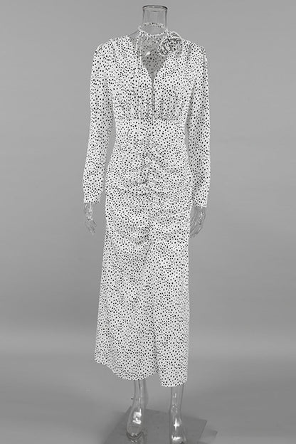 Effortlessly Elegant Dress with a Timeless Design