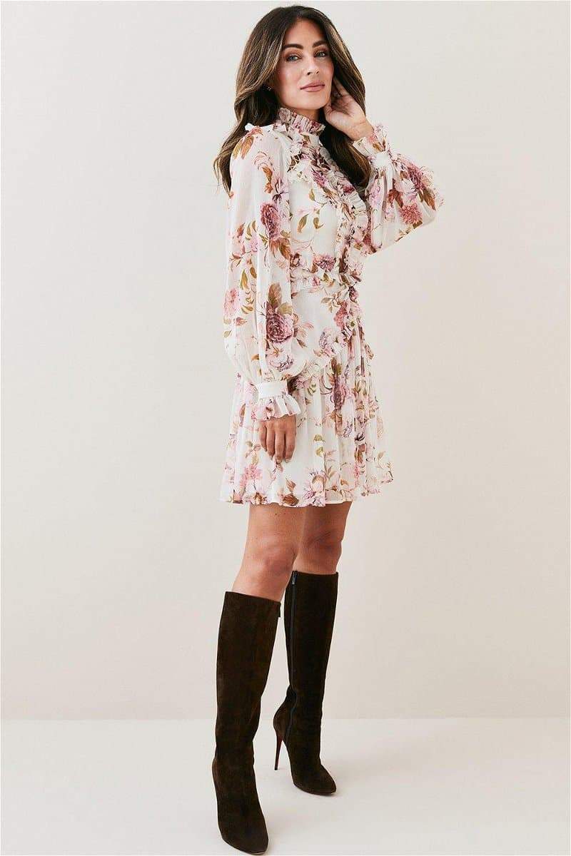 Classic Vintage & Enduringly Stylish Dress