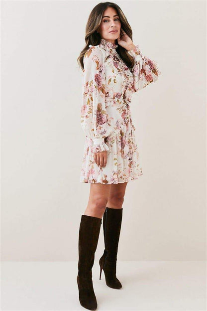 Classic Vintage & Enduringly Stylish Dress