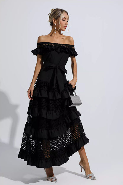 Well Tailored Dress with a Graceful Silhouette