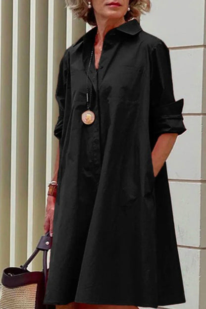 Classic Vintage Dress with a Flattering Fit