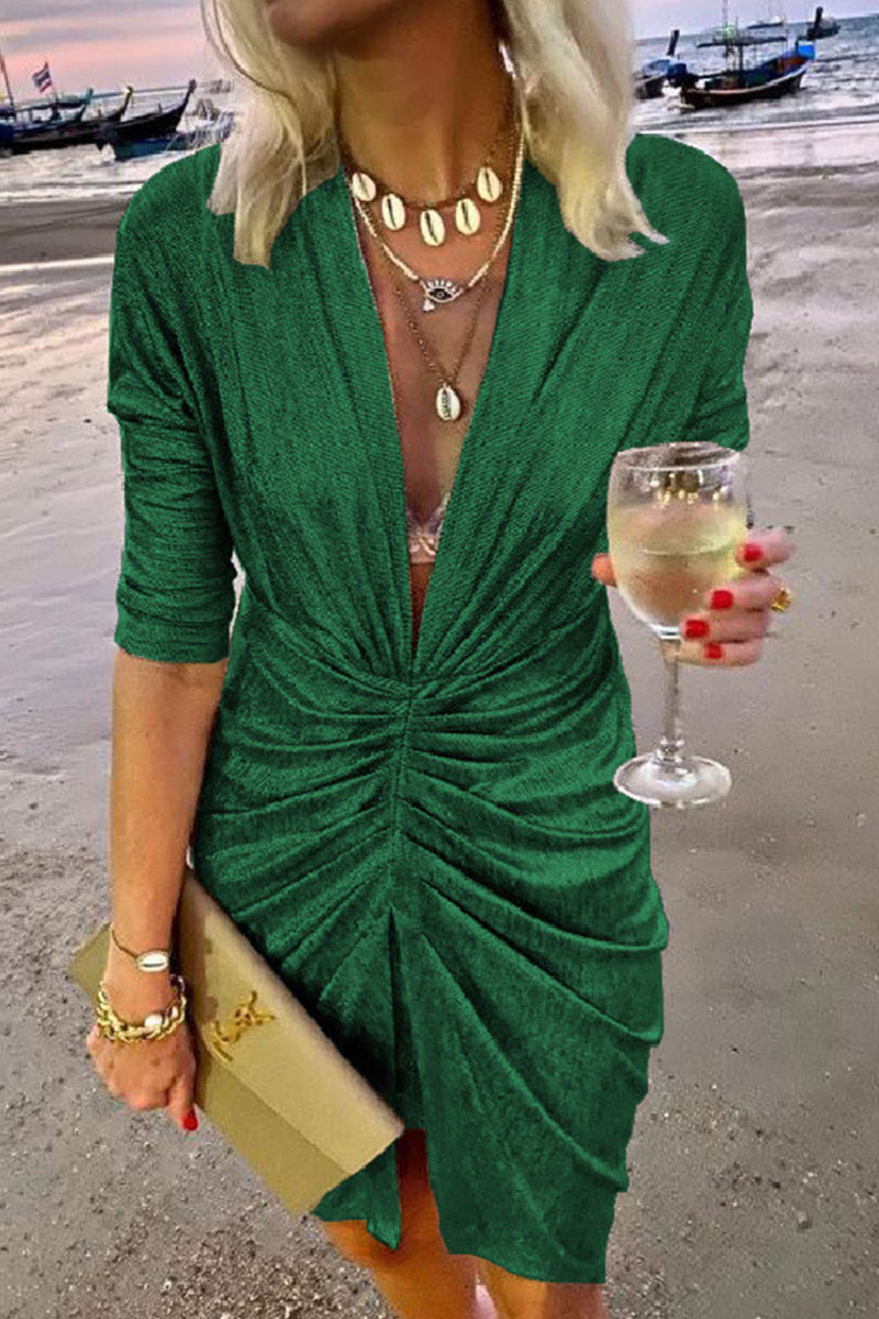 Classic Vintage Dress with a Flattering Fit