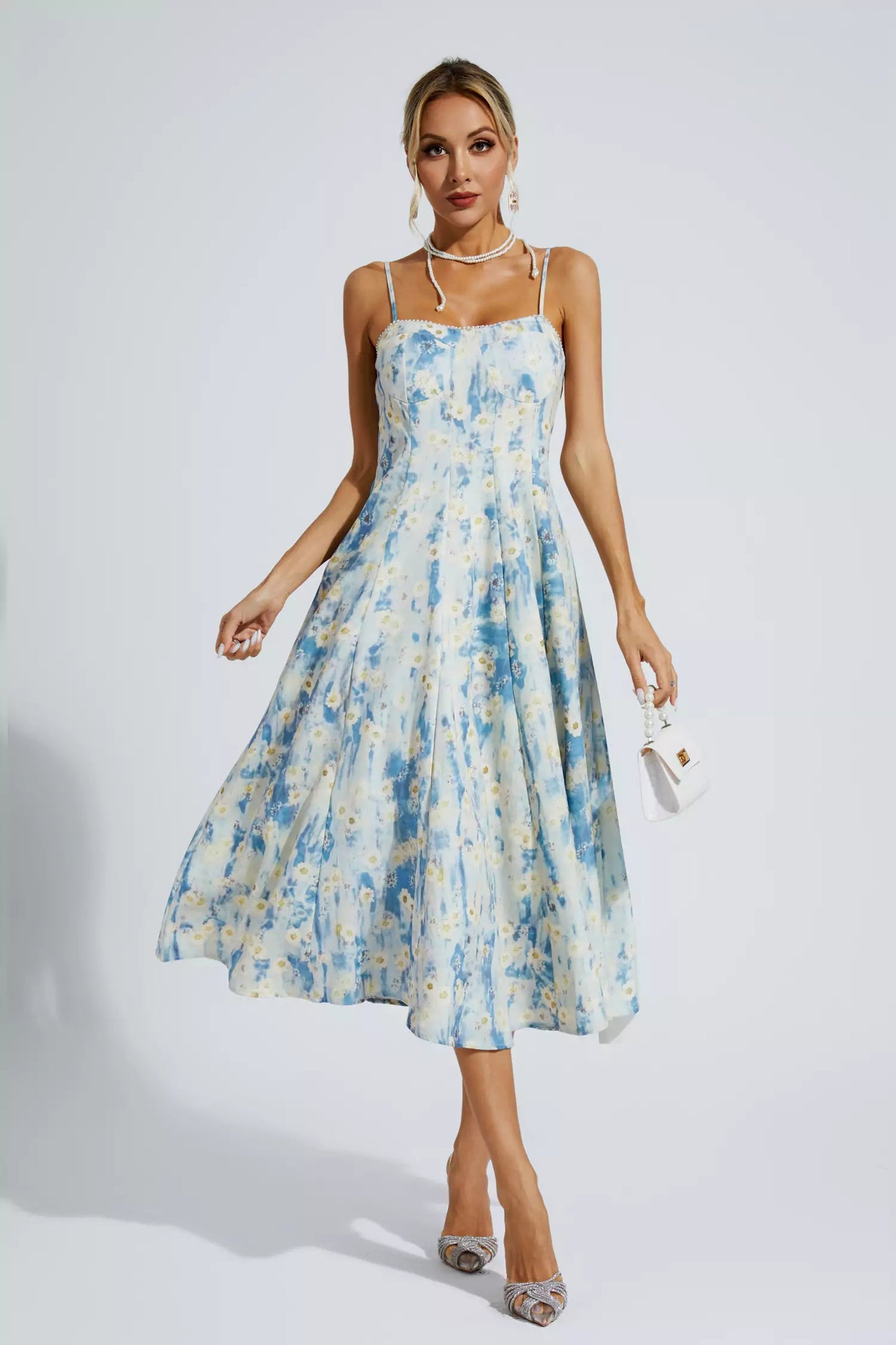 Polished Dress with an Effortless Classic Look