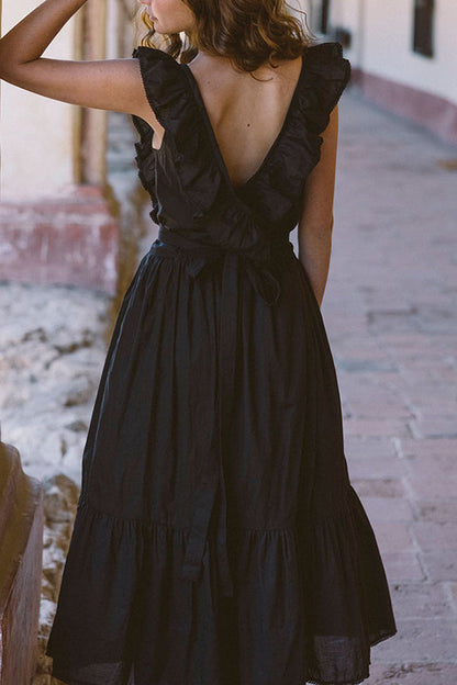 Beautifully Crafted Dress in a Classic Style