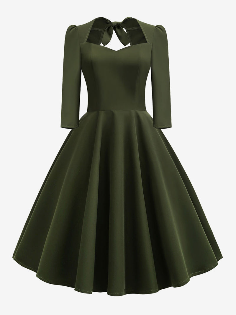 Well Tailored Dress with a Graceful Silhouette