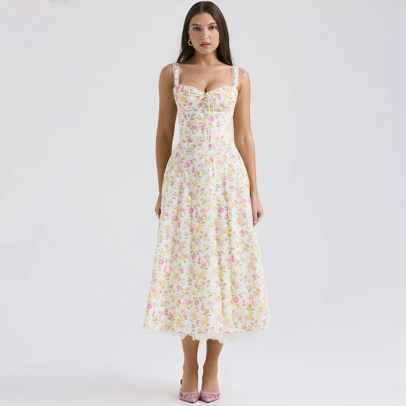 Classic Vintage Dress with a Flattering Fit