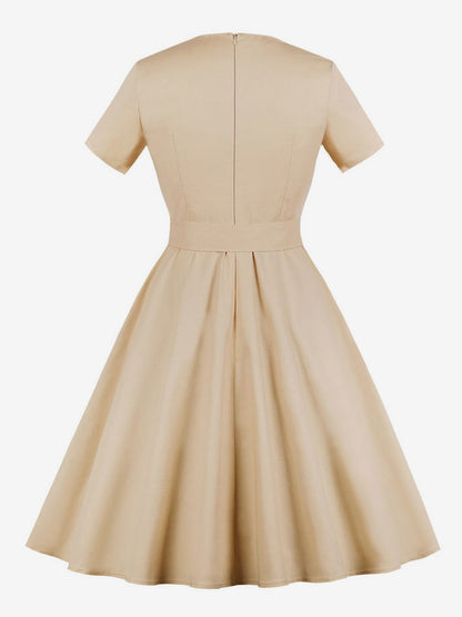 Well Tailored Dress with a Graceful Silhouette