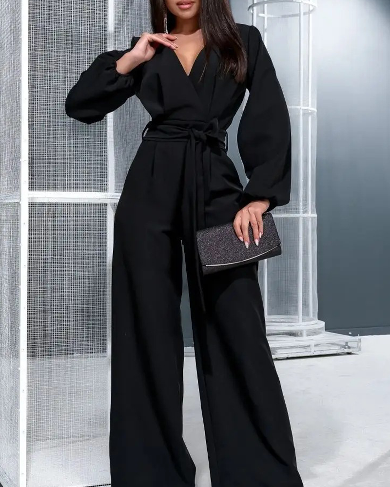 Classic Vintage Trousers with a Flattering Fit