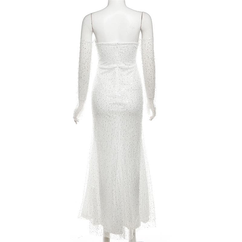A Vintage Style Dress with Delicate Timeless Details