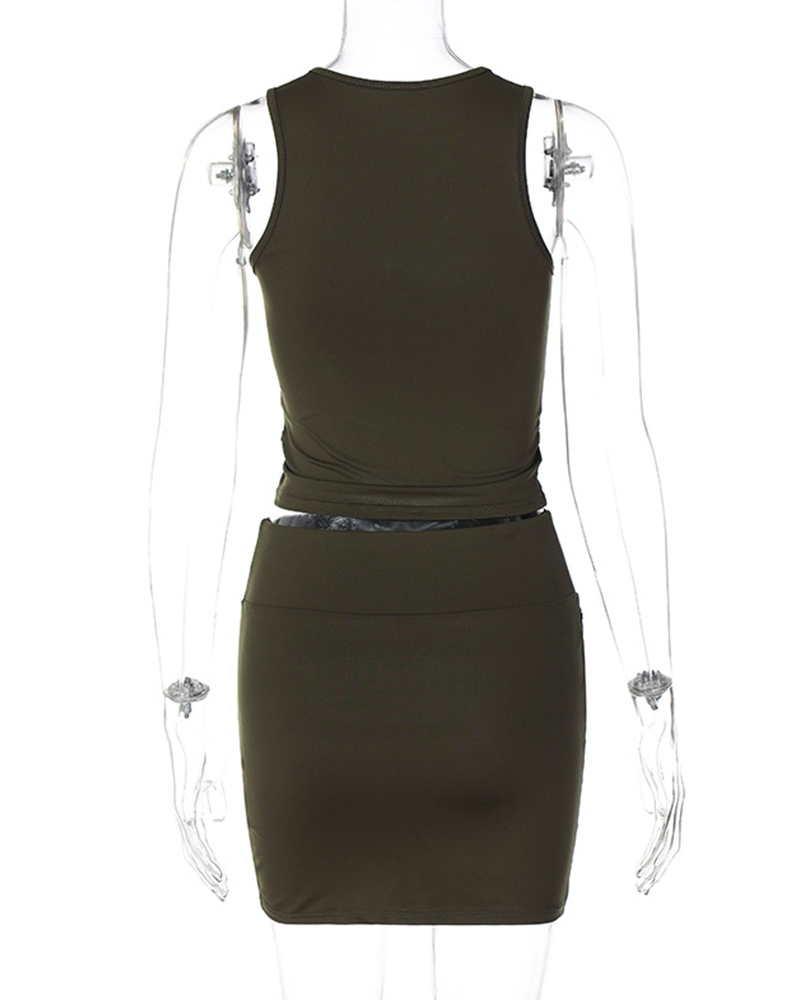 Beautifully Finished Garment in a Timeless Design