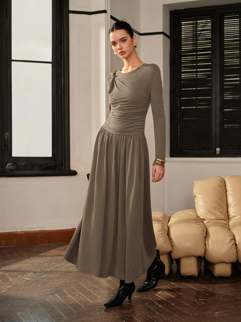 Polished Dress with an Effortless Classic Look