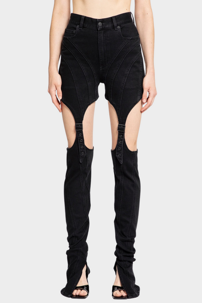 Well Tailored Garment with a Graceful Silhouette