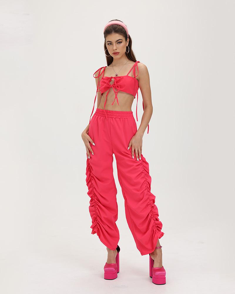 Classic Vintage Pants with a Flattering Fit