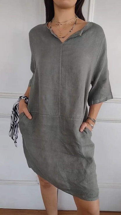 Well Tailored Dress with a Graceful Silhouette