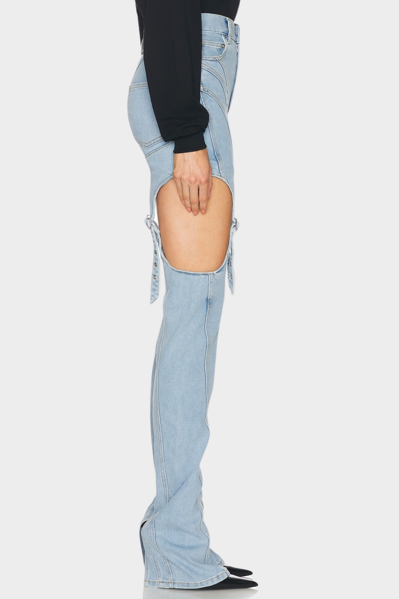 Well Tailored Garment with a Graceful Silhouette