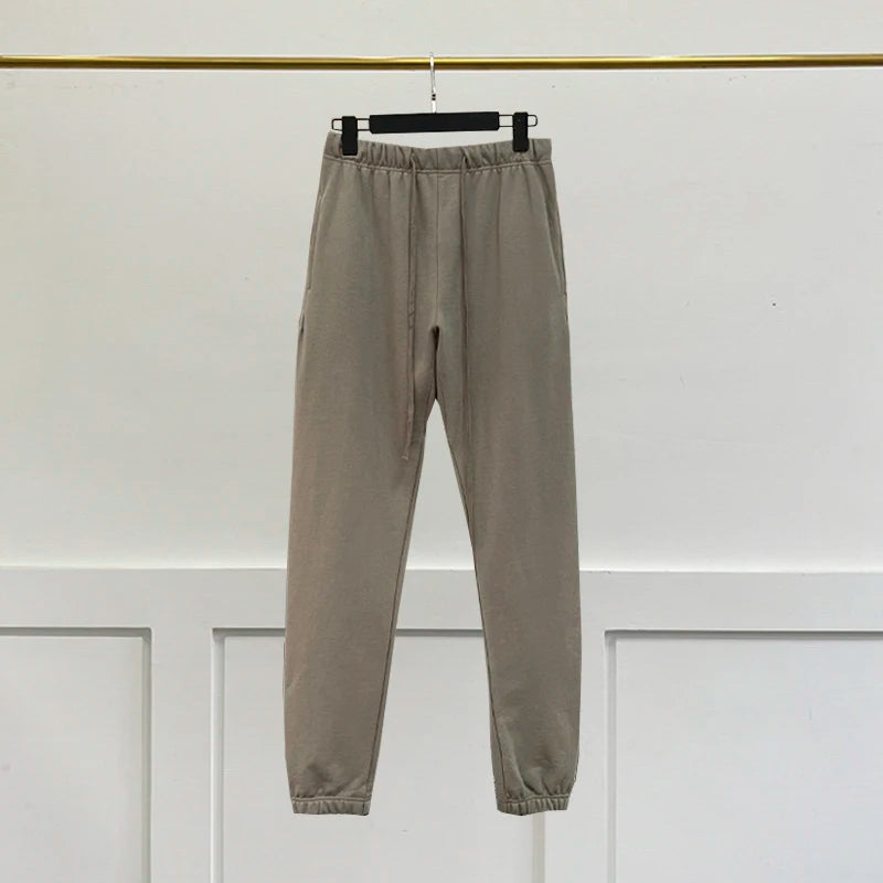 Beautifully Crafted Pants in a Classic Style