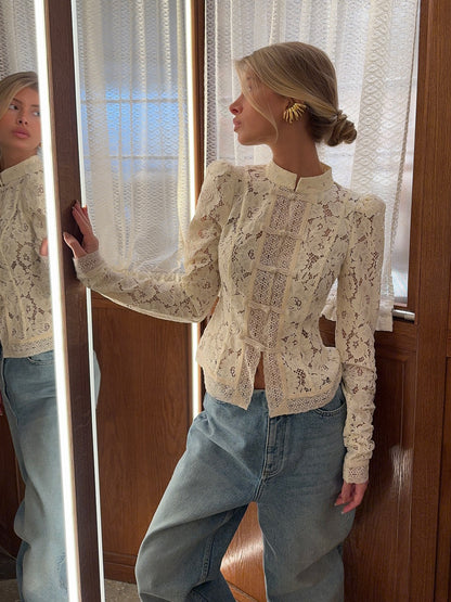 Well Tailored Shirt with a Graceful Silhouette