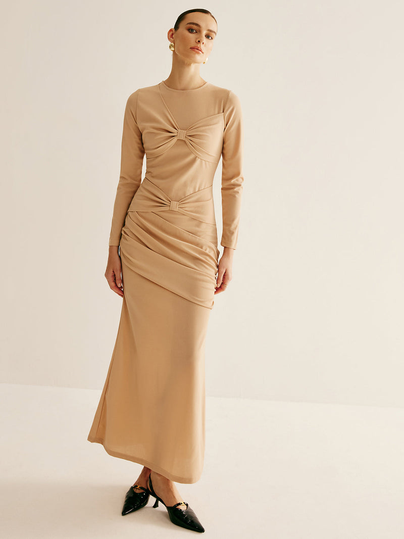 Polished Dress with an Effortless Classic Look