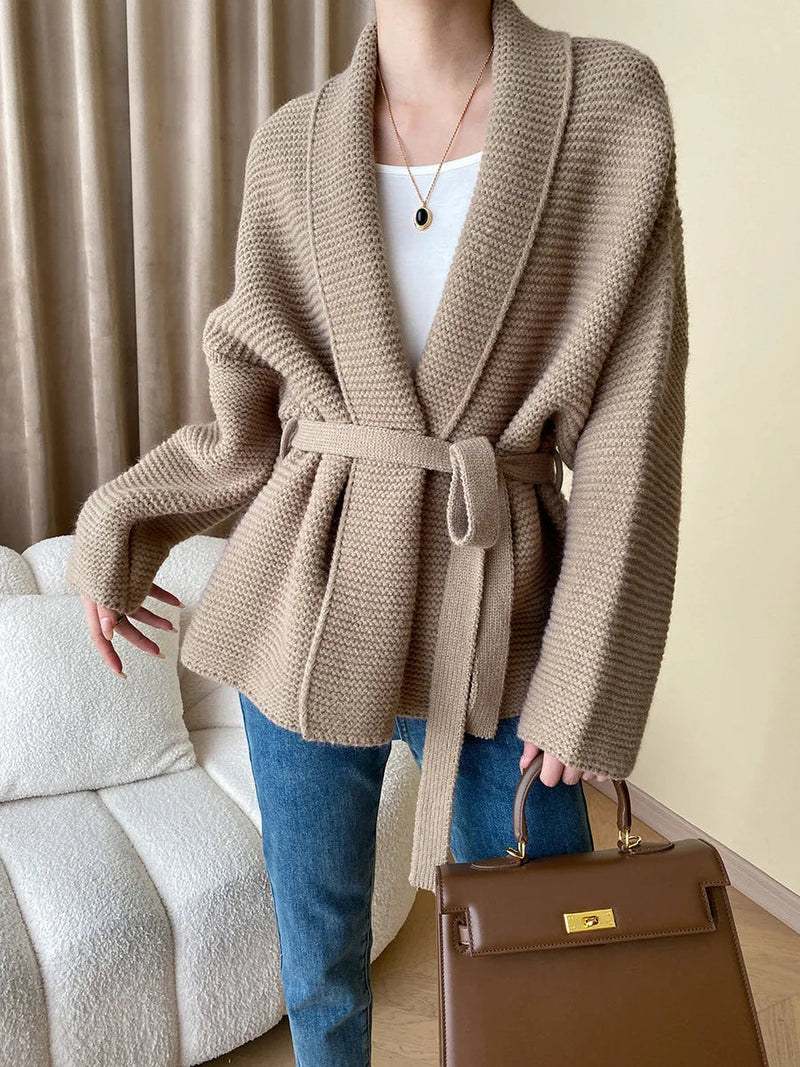 Classic Vintage & Enduringly Stylish Cardigan
