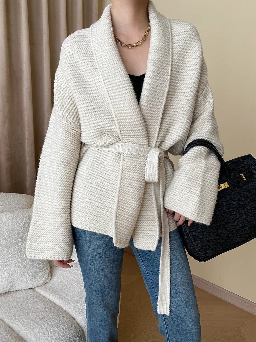 Gracefully Styled Cardigan for Any Occasion