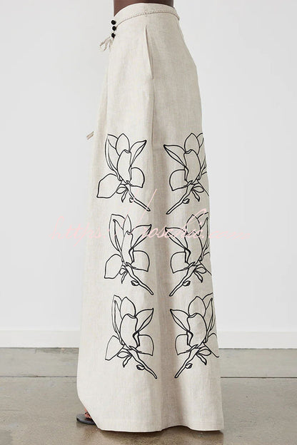 Effortlessly Elegant Garment with a Timeless Design