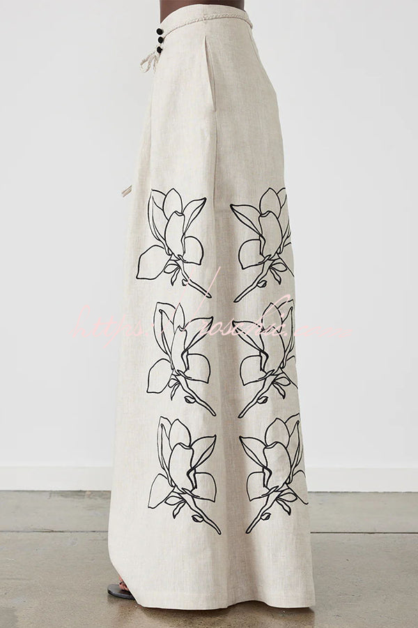 Effortlessly Elegant Garment with a Timeless Design