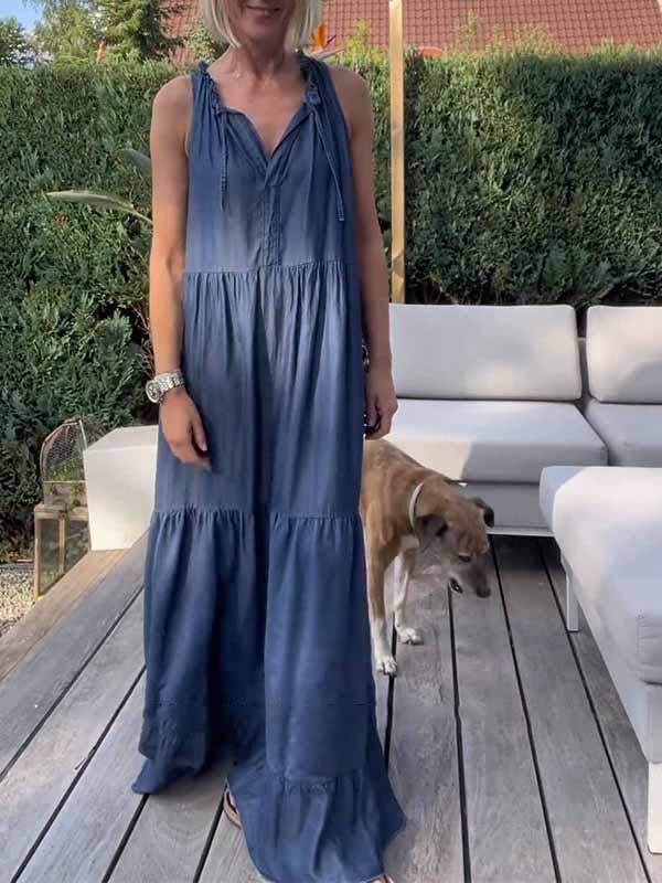 Sophisticated Dress with a Clean Classic Look