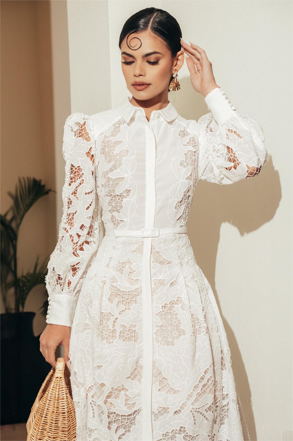 Well Tailored Dress with a Graceful Silhouette